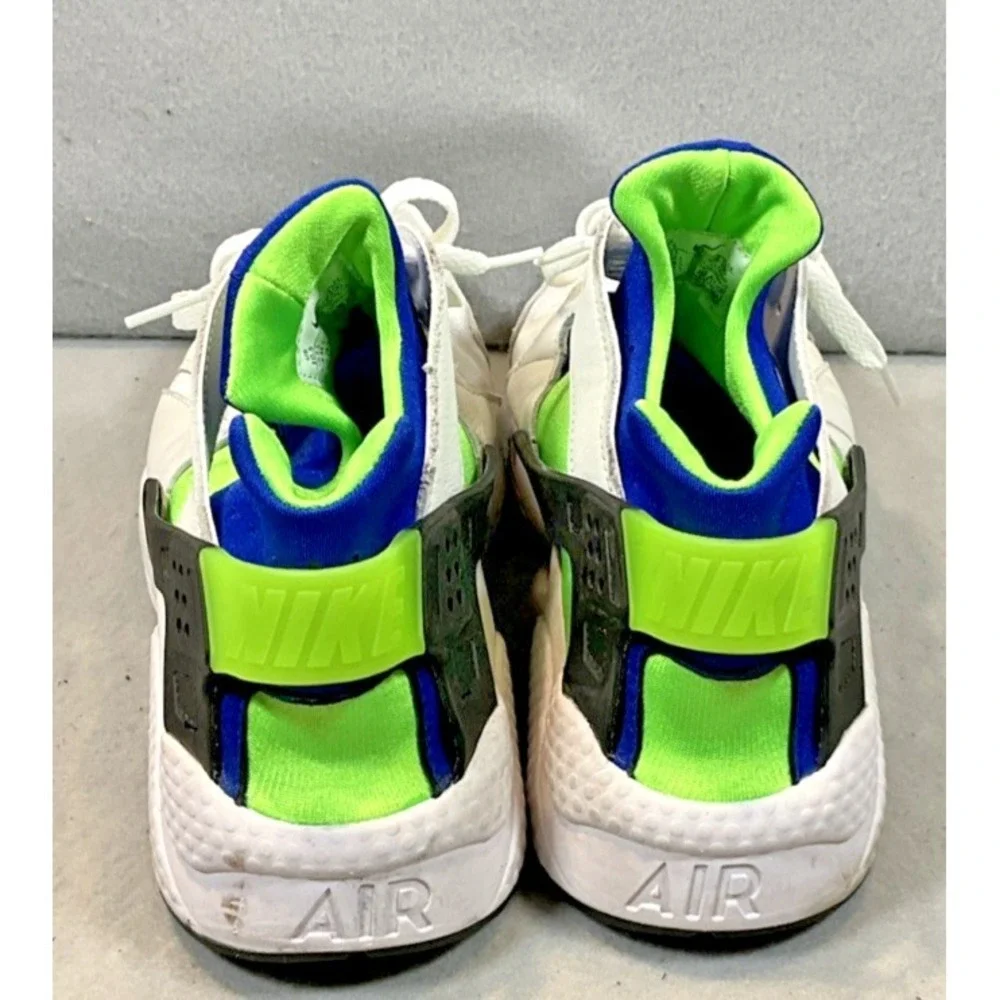 Nike Air Huarache 2021 Scream Green. Low Top. Size 10.5 (DD1068-100)